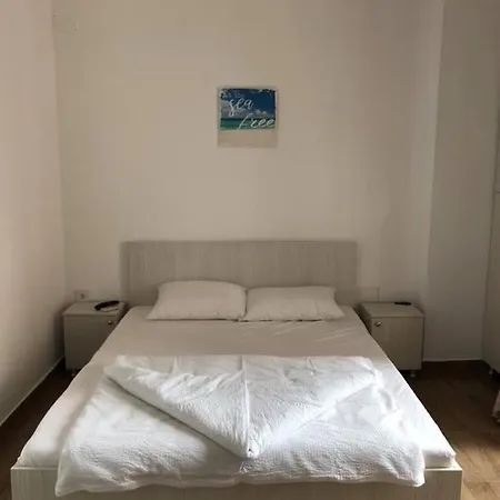 21 Corals Mamaia